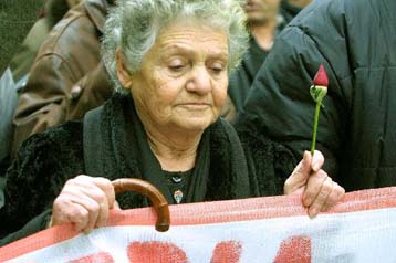 Το 66,6% των Ελλήνων δεν πιστεύει ότι θα πάρει τη σύνταξη που υπόσχονται τα Ταμεία