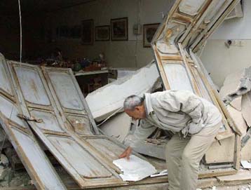 Με αεροπορική επιδρομή στη Ναμπλούς απαντά το Ισραήλ στην επίθεση αυτοκτονίας