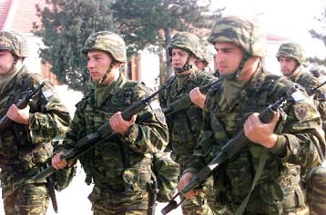 Αναχώρησαν για το Αφγανιστάν οι πρώτοι Ελληνες στρατιωτικοί