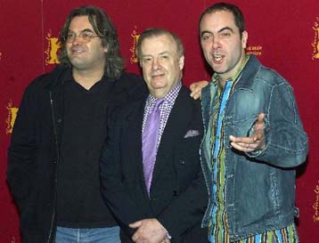 Από κοινού στο «Ταξίδι του Σιχίρο» και τη «Ματωμένη Κυριακή» η Χρυσή Αρκτος