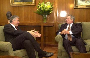 Για τα ελληνοτουρκικά συζήτησαν Παπαντωνίου και Έβερτ