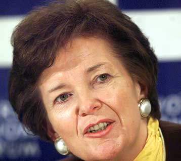 Η συνθήκη της Γενεύης να εφαρμοστεί για όλους τους αιχμαλώτους, ζητά η Ρόμπινσον