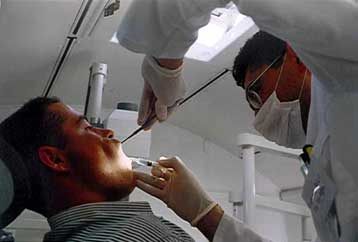 Οριστική αντιμετώπιση της τερηδόνας υπόσχεται στοματικό σπρέι