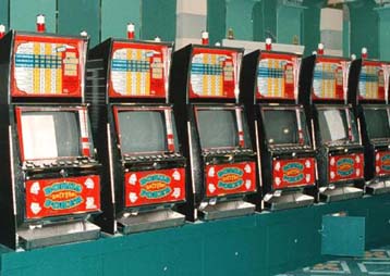 Στήριξη σε Πασχαλίδη από Πρωτόπαπα – Διχογνωμίες στη ΝΔ για τα «φρουτάκια»