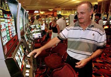 Κρίσιμη συνεδρίαση της Κυβερνητικής Επιτροπής με θέμα τον παράνομο τζόγο