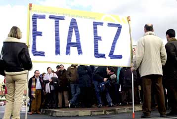 Έξι άτομα, πιθανότατα μέλη της ΕΤΑ, συνελήφθησαν στην Παμπλόνα της Ισπανίας