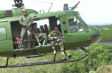 Συνετρίβη αμερικανικό ελικόπτερο με 12 επιβαίνοντες στις Φιλιππίνες