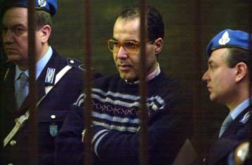 Ένοχοι για διασυνδέσεις με την Αλ Κάιντα κρίθηκαν τέσσερις Τυνήσιοι στην Ιταλία