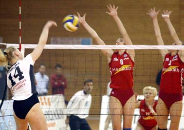 ΖΑΟΝ και Αίας Ευόσμου στον τελικό του κυπέλλου βόλεϊ γυναικών