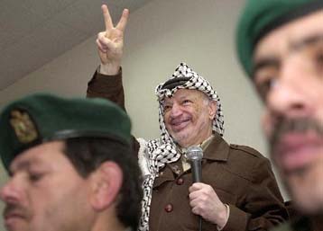 Ο Σαρόν παραβιάζει το διεθνές δίκαιο με τις αποστρατικοποιημένες ζώνες, λέει ο Αραφάτ