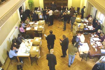 Τα μεσάνυχτα τα αποτελέσματα του πρώτου γύρου των εκλογών στο ΔΣΑ