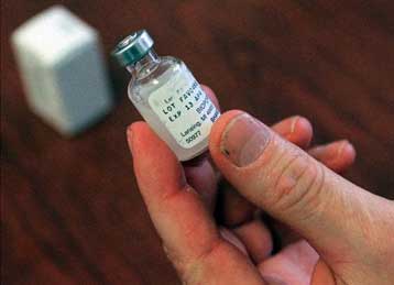 Διακόπηκαν οι κλινικές δοκιμές εμβολίου για τη νόσο Αλτσχάιμερ