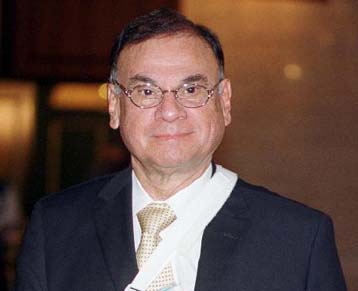 Κάτω από το 18 δολάρια/βαρέλι το πετρέλαιο εάν δεν συμορφωθεί η Ρωσία εκτιμά ο ΟΠΕΚ