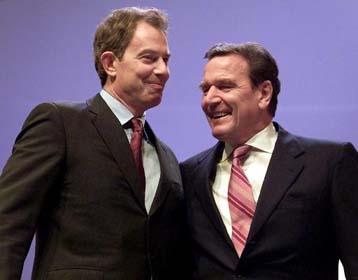 Τα όργανα της ΕΕ ας ασχολούνται με θέματα γενικής στρατηγικής, δηλώνουν Μπλερ-Σρέντερ