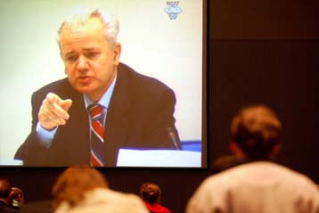 Αίτημα αποφυλάκισης υπέβαλε στο ICTY ο Σλόμποταν Μιλόσεβιτς