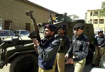 Εννέα νεκροί από επίθεση εναντίον τεμένους στο Πακιστάν