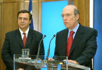 Επί τάπητος οι αλλαγές στο ασφαλιστικό και το φορολογικό