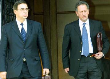 Αμεση λήψη μέτρων και, ίσως, κυρώσεις για τη διαφθορά συζήτησαν τέσσερις υπουργοί