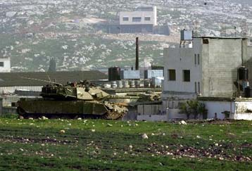 Νέες επιδρομές Ισραηλινών στρατιωτών σε καταυλισμούς Παλαιστινίων προσφύγων