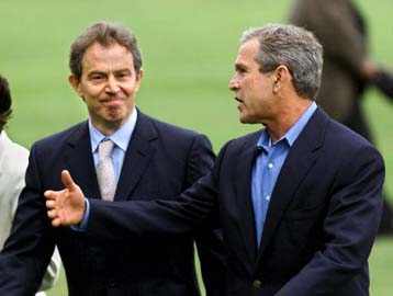 Μπους και Μπλερ συζήτησαν τους κινδύνους από τα όπλα μαζικής καταστροφής