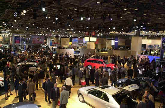 Σε απελευθέρωση της αγοράς των ΙΧ από την 1η Οκτωβρίου προχώρησε η Κομισιόν