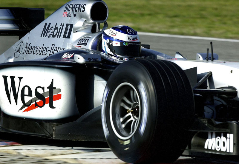 Ο Jean Alesi σε ρόλο δοκιμαστή της McLaren για το 2002