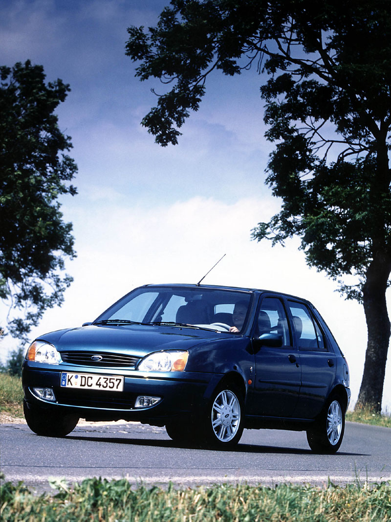 Αυξάνονται οι πωλήσεις αυτοκινήτων μέσω σούπερ μάρκετ στο Βέλγιο