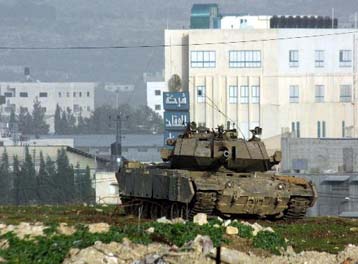 Εισβολή Ισραηλινών σε προσφυγικό καταυλισμό Παλαιστινίων στη Τζενίν – Ένας νεκρός