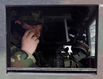 Νέα επιχείρηση της SFOR στο χωριό όπου αναζητούνταν ο Κάρατζιτς