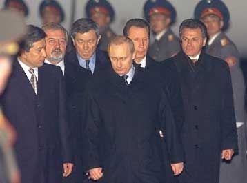 Δεν ανησυχώ, λέει ο Πούτιν για την παρουσία αμερικανικού στρατού στη Γεωργία