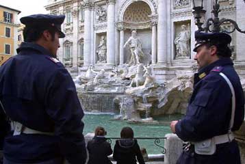 Έξι υπόπτους για σχέσεις με την Αλ Κάιντα συνέλαβε η ιταλική αστυνομία