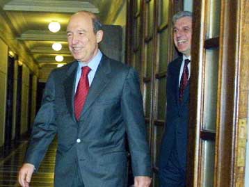 Ο ευρωστρατός επί τάπητος σε ευρεία σύσκεψη υπό τον πρωθυπουργό