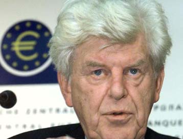 Ελαφρά άνοδος της μεταποιητικής δραστηριότητας στην ευρωζώνη το Φεβρουάριο