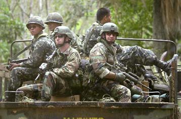 Σιωπά επισήμως ο Λευκός Οίκος για την αποστολή στρατιωτών στην Υεμένη