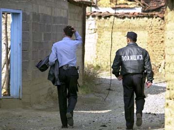 Επτά «τρομοκράτες μουτζαχεντίν» ισχυρίζεται ότι σκότωσε η αστυνομία της ΠΓΔΜ