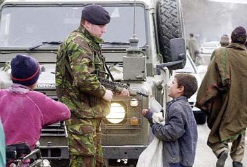 Το βρετανικό υπουργείο Αμυνας μηνύουν 1.900 βετεράνοι