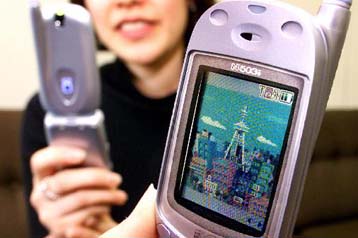 Μέσα στον Μάρτιο οι υπηρεσίες κινητής τηλεφωνίας i-mode και στην Ευρώπη