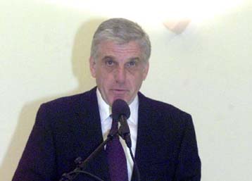 Ουσιώδεις αλλαγές στο κείμενο για τον ευρωστρατό ζήτησε ο Γιάννος Παπαντωνίου