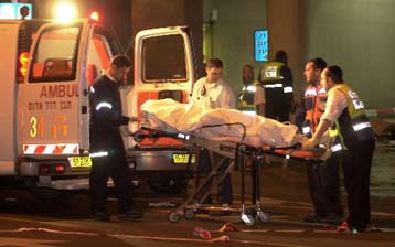 Επίθεση Παλαιστινίου σε εστιατόριο του Τελ Αβίβ με τρεις νεκρούς και 25 τραυματίες