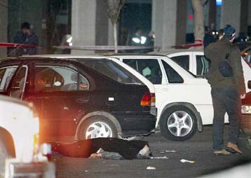 Πρωτοφανής έξαρση της βίας, με βόμβες και επιδρομές, την Τρίτη στη Μέση Ανατολή