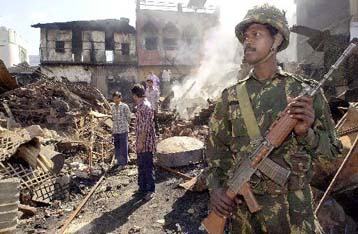 Στους 665 οι νεκροί από τις συγκρούσεις μεταξύ ινδουιστών και μουσουλμάνων στην Ινδία