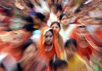 Θλιβερή η κατάσταση της γυναίκας στο μεγαλύτερο τμήμα του πλανήτη