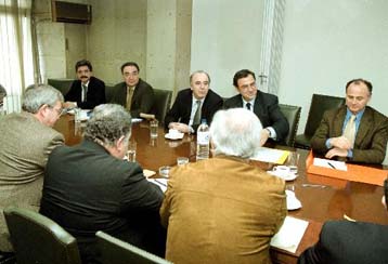 Σε συμφωνία καταλήγουν επαγγελματοβιοτέχνες και υπ.Οικονομίας για τις υποθέσεις ΦΠΑ