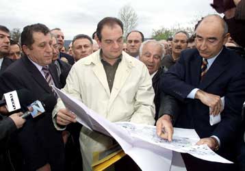 Μέτρα για την προστασία των υδροβιότοπων Κορώνειας και Βόλβης ζήτησε ο Κ.Καραμανλής