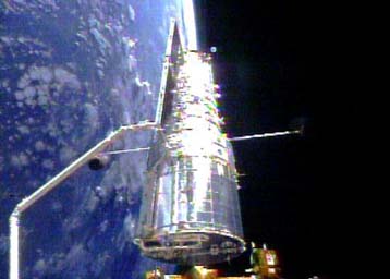 Σε τροχιά ξανά το διαστημικό τηλεσκόπιο, μετά τις εργασίες επισκευής του