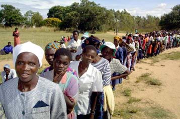 Συνέχεια στις εκλογές στη Ζιμπάμπουε τη Δευτέρα, διέταξε το Ανώτατο Δικαστήριο