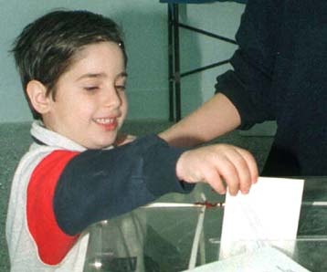 Ψηφοφόροι ηλικίας 202 ετών εγγεγραμμένοι στους εκλογικούς καταλόγους