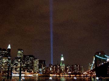 Οι Ηνωμένες Πολιτείες και ο κόσμος θυμούνται τις επιθέσεις της 11ης Σεπτεμβρίου