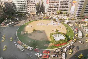 Την άνοιξη του 2003 θα ολοκληρωθούν τελικά τα έργα στην Ομόνοια