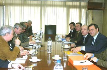 Πώς θα κλείσουν οι εκκρεμείς υποθέσεις εμπόρων και βιοτεχνών για το ΦΠΑ